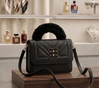 Black Luxury Quilted Handbag with Fur Handle – Premium Import